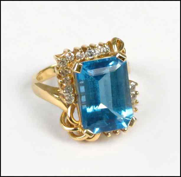 Appraisal: BLUE TOPAZ DIAMOND AND KARAT YELLOW GOLD RING Interior is