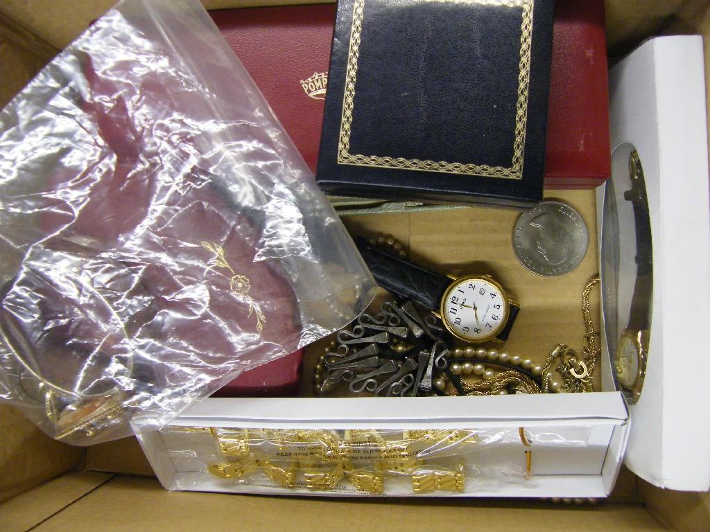 Appraisal: Box of sundry costume jewellery including an oval cameo brooch