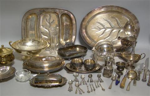 Appraisal: COLLECTION OF SILVERPLATED ITEMS Including two well and tree platters