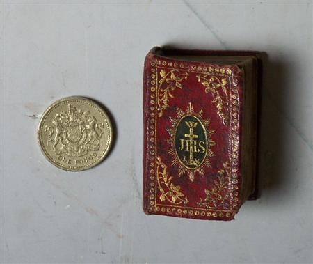 Appraisal: Miniature Bible - Newbery E The Bible in miniature London