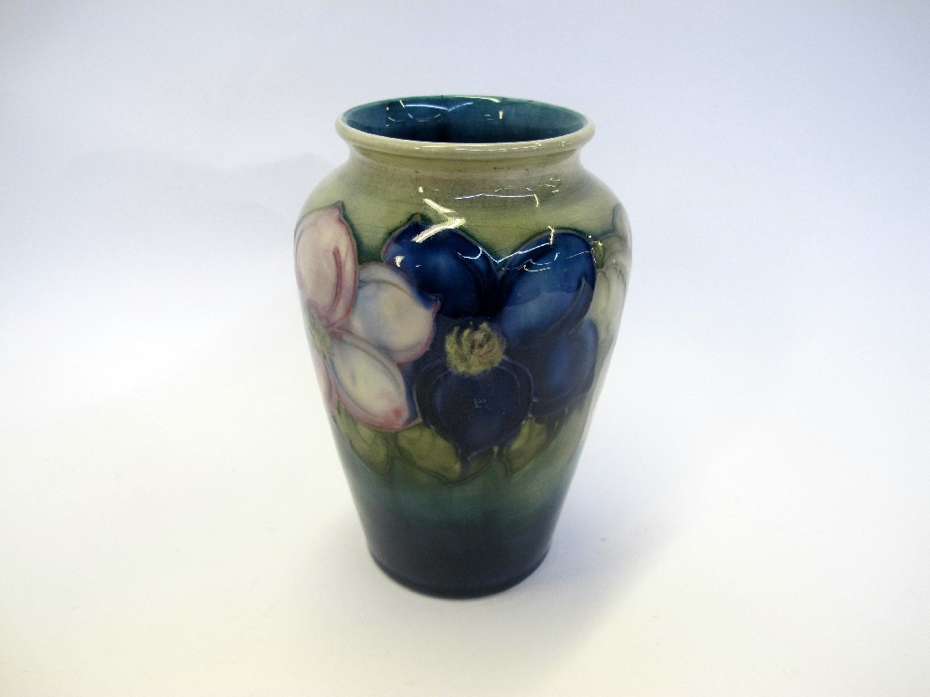 Appraisal: Moorcroft clematis pattern vase