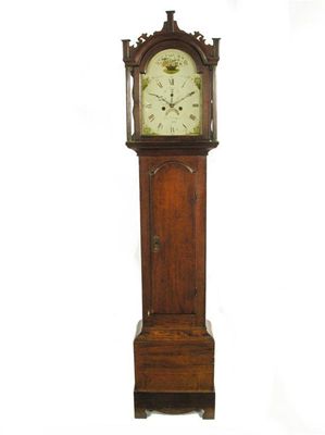 Appraisal: An early th century oak longcase clock the day movement