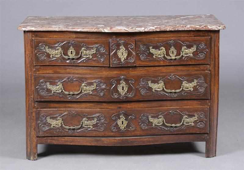 Appraisal: EARLY LOUIS XV OAK COMMODE With a serpentine-fronted molded rouge