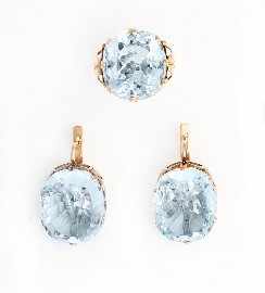 Appraisal: An ct gold oval blue topaz ring and earrings suite