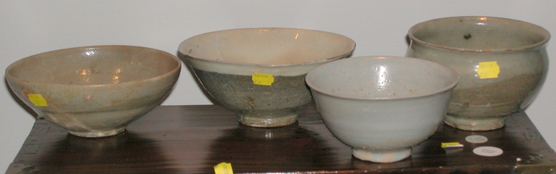 Appraisal: Four Stoneware Bowls Korea th century P'un Chong ware dia