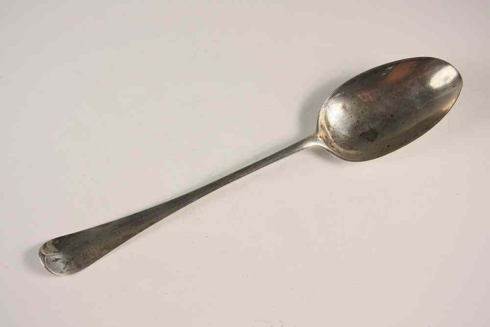 Appraisal: TH C ENGLISH STERLING STUFFING SPOON - English Sterling Queen