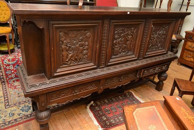 Appraisal: A LARGE TH CENTURY OAK CARVED SIDEBOARD