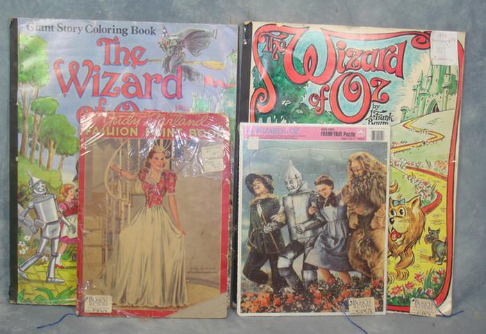 Appraisal: Wizard of Oz lot puzzels sealed but town wrapping and