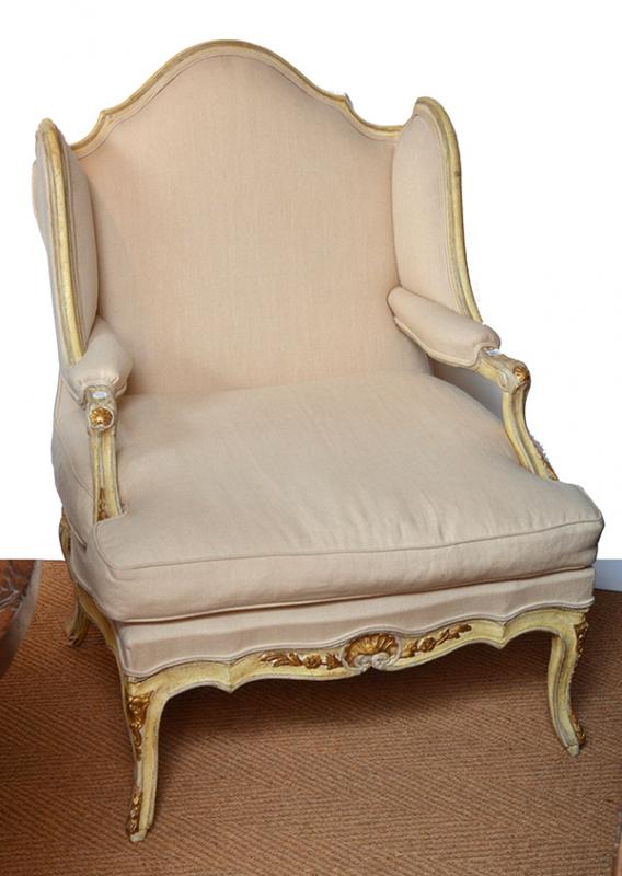 Appraisal: A PAIR OF LOUIS XV STYLE SEMI WINGBACK PAINTED ARMCHAIRSeach