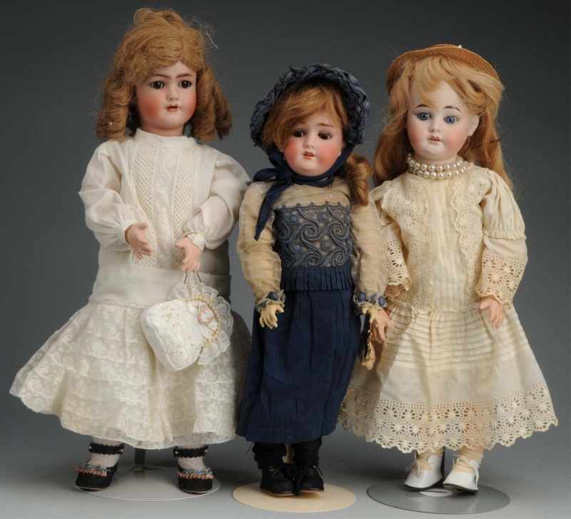 Appraisal: Lot of German Bisque Child Dolls Description A M sleeping