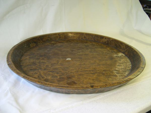 Appraisal: Large Circular French Provincial Treenware Fruit-Drying Dish third quarter th