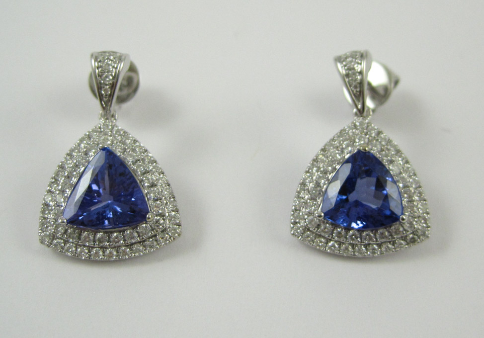 Appraisal: PAIR OF TANZANITE AND DIAMOND EARRINGS with AGI appraisal Each