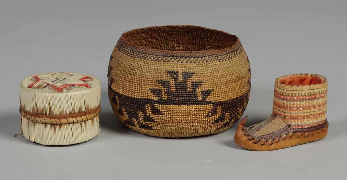 Appraisal: Group of Native American Items Porcupine quill round covered box