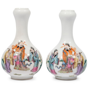 Appraisal: A Pair of Chinese Famille Rose Porcelain Bottle Vases each