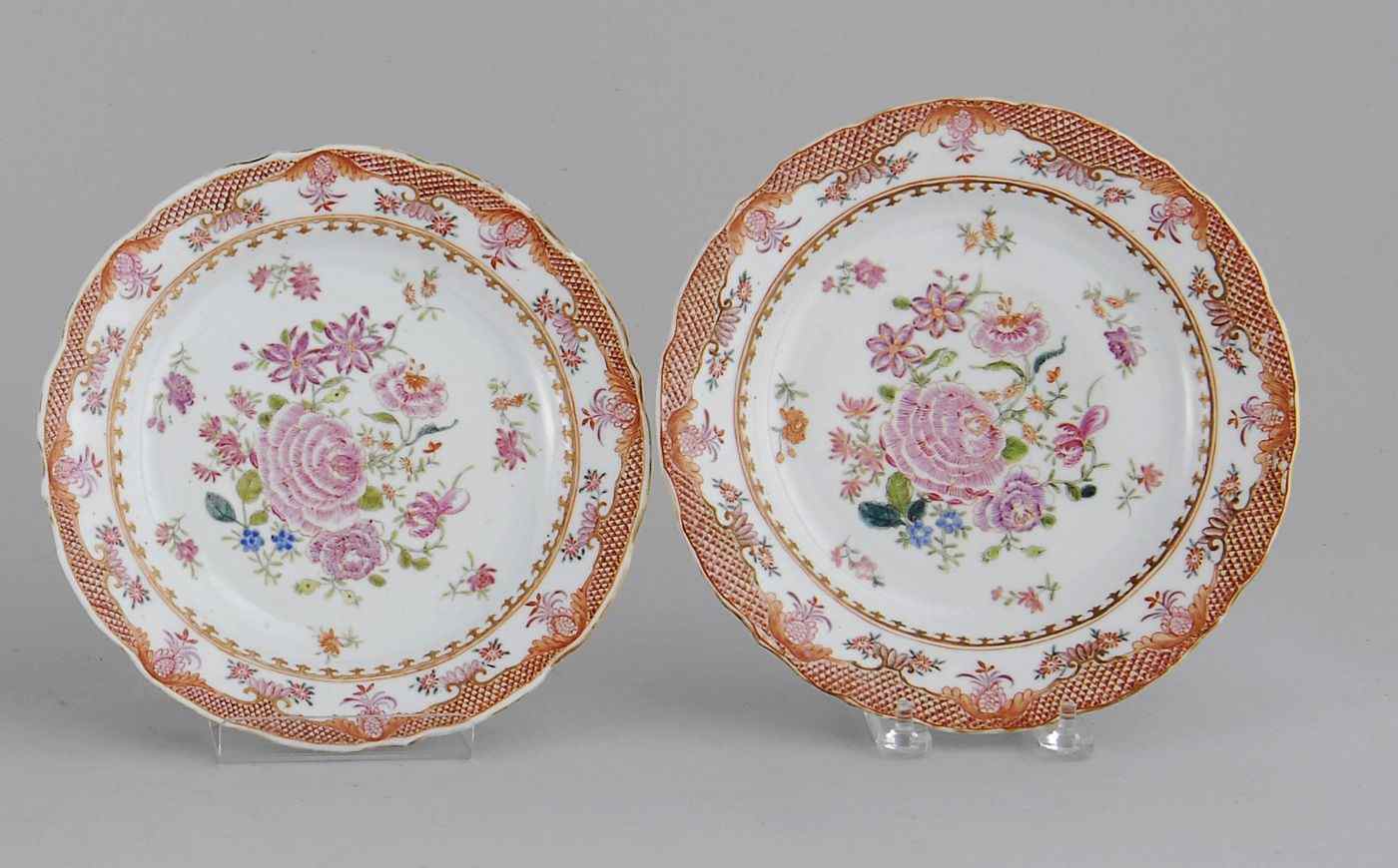 Appraisal: PAIR OF CHINESE EXPORT FAMILLE ROSE PORCELAIN PLATESCirca Finely diapered