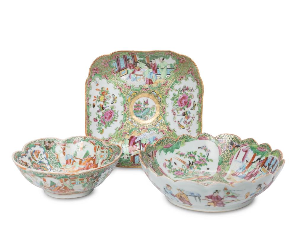 Appraisal: Three Chinese Rose Medallion porcelain bowls Fourth-Quarter th Century Each