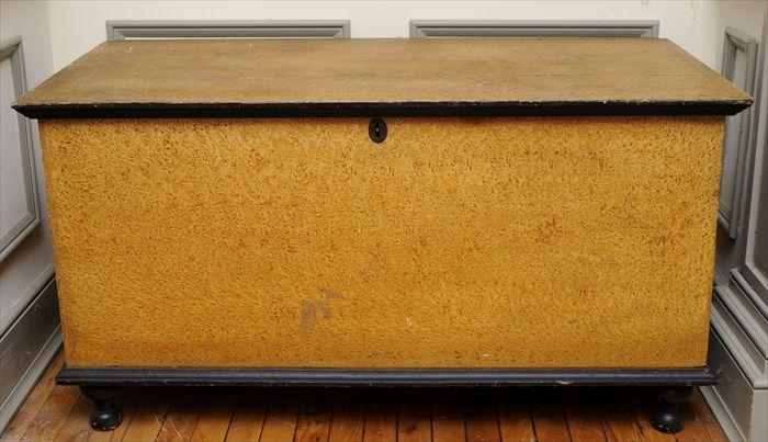 Appraisal: FEDERAL SPONGE-PAINTED BLANKET CHEST The rectangular molded hinged lid over