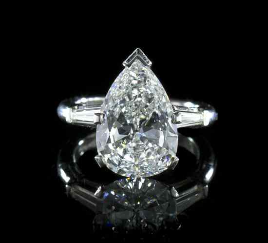 Appraisal: A Platinum and Diamond Ring containing one pear shape diamond