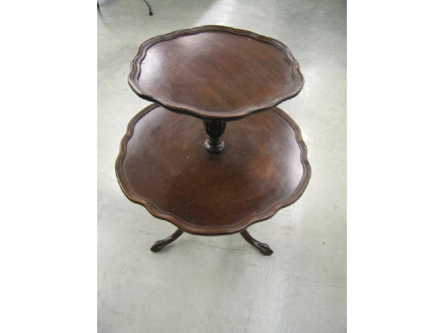 Appraisal: Mahogany Dumb Waiter two tiered tri-footed pie crust top