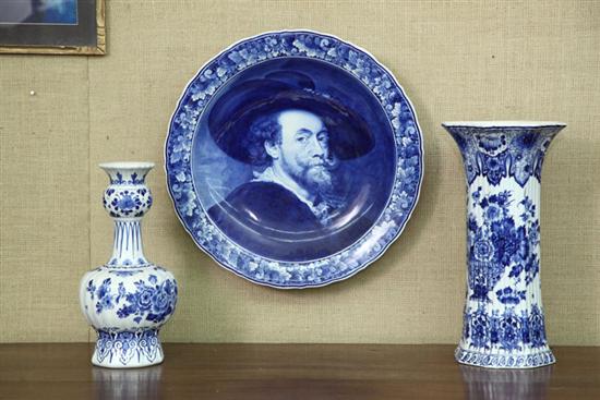 Appraisal: THREE PIECES OF LATER DELFT Two blue and white vases