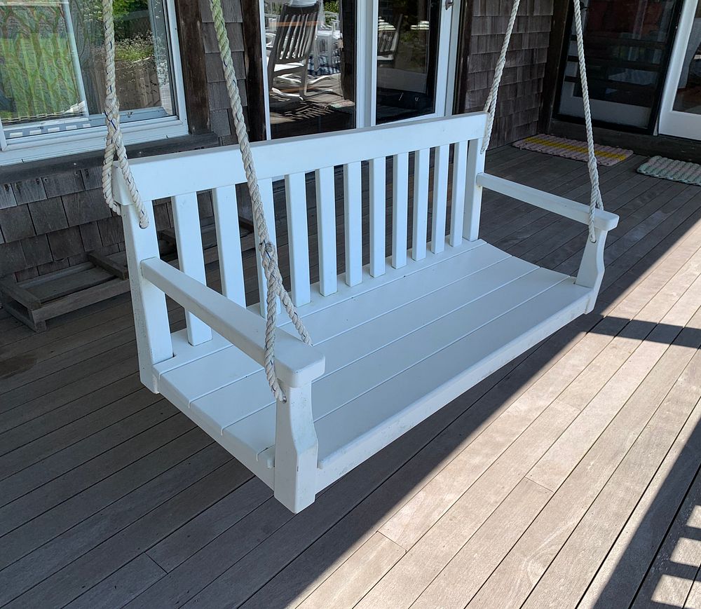 Appraisal: Weatherend Hanging Swing Settee in White Yacht Painted Finish Weatherend