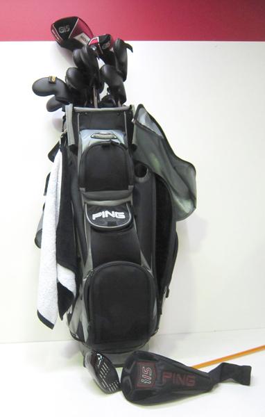 Appraisal: A PING R H SET OF MEN'S GOLF CLUBS WITH