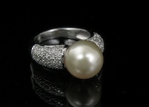 Appraisal: A South Sea Pearl Diamond Ring k white gold ring