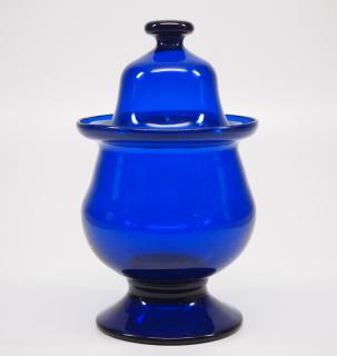 Appraisal: Free An early th century free-blown glass sugar bowl with