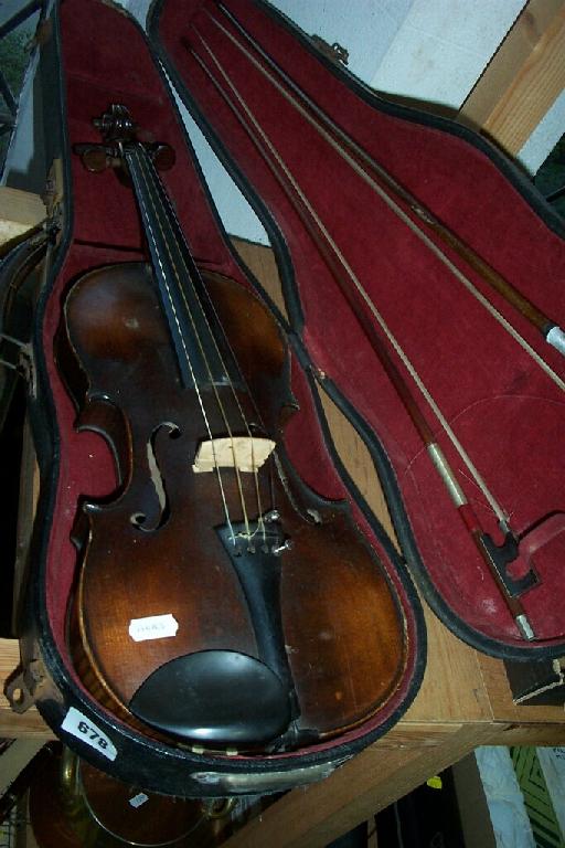 Appraisal: A cased violin by Frederick Augustus Glass with label to