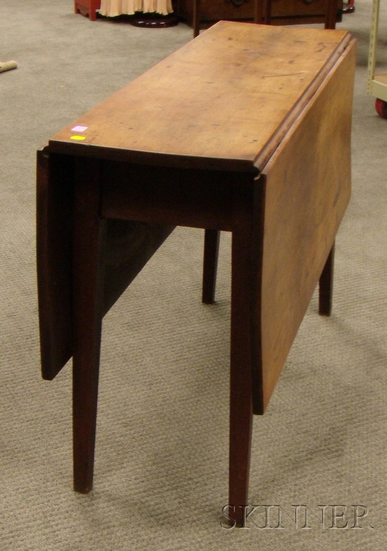 Appraisal: Federal Cherry Drop-leaf Table ht lg wd leaf wd in