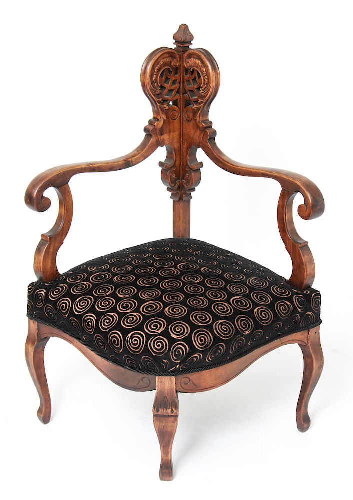 Appraisal: Victorian Carved Wood Corner Chair Early th C Victorian corner