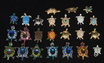 Appraisal: Large assortment of rhinestone turtle pins s In various colors