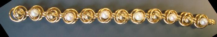 Appraisal: K Tiffany Pearl Bracelet Marked Tiffany Co circular links with