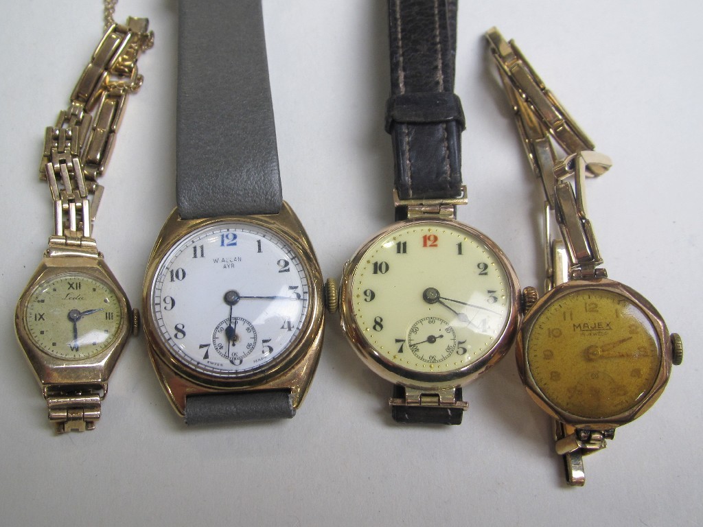 Appraisal: Lot comprising four early mid th century gold cased wrist