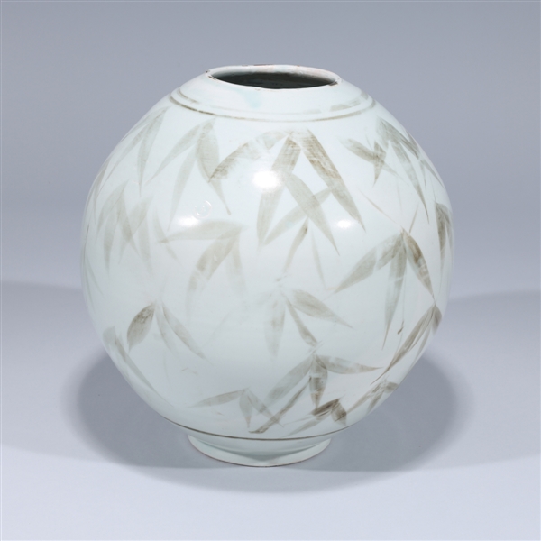 Appraisal: Large Korean porcelain vase with allover bamboo designs overall good