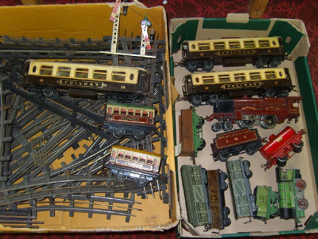 Appraisal: An interesting collection of Hornby Meccano O gauge tin plate