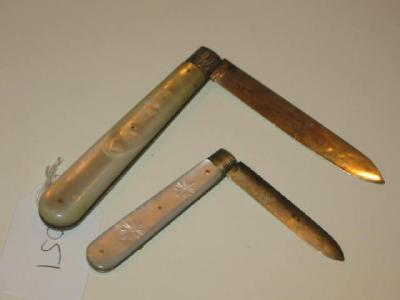 Appraisal: A VICTORIAN FOLDING FRUIT KNIFE with mother of pearl handle