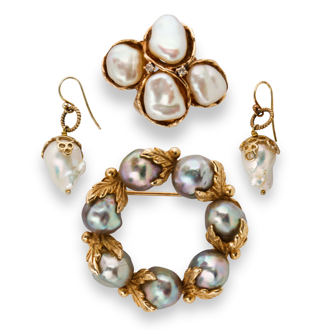 Appraisal: A GROUP OF CULTURED PEARL JEWELRY A group of cultured