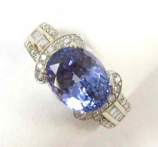 Appraisal: TANZANITE DIAMOND AND FOURTEEN KARAT GOLD RING The white gold