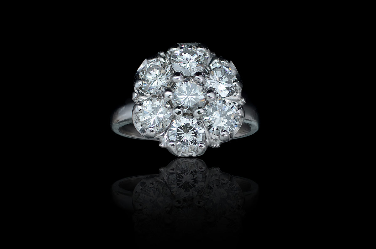 Appraisal: 's DIAMOND DINNER RING k white gold ring with round