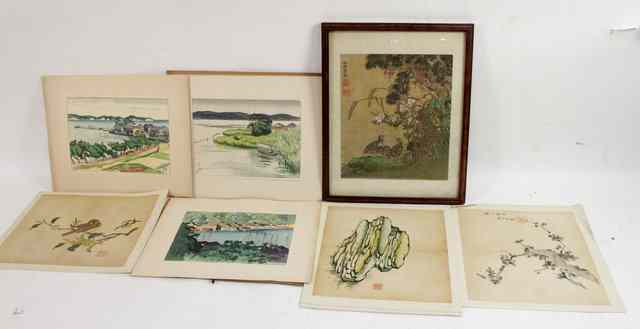 Appraisal: A box of sixteen Chinese reproduction prints of fruit birds