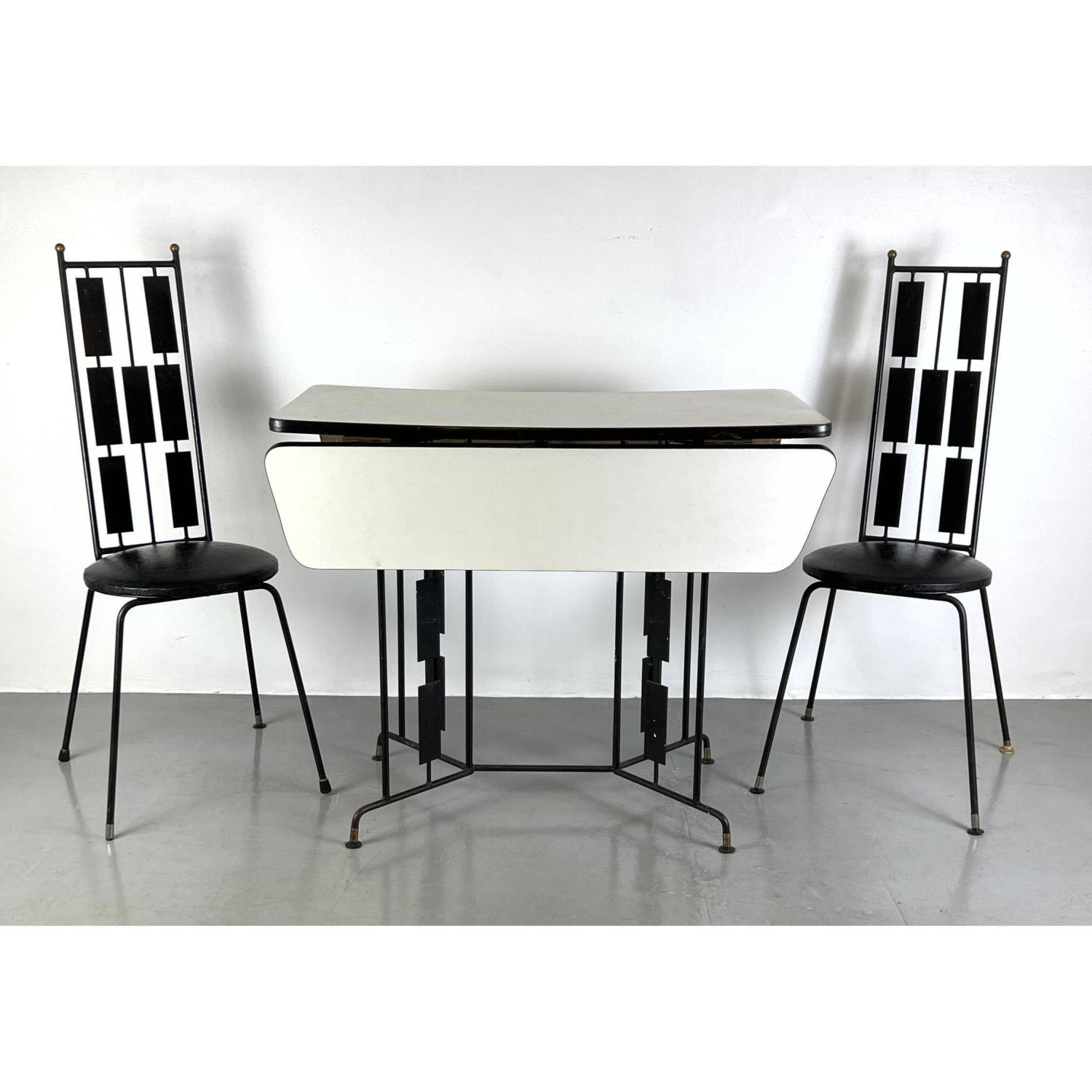 Appraisal: pc Modernist Hairpin Iron Dinette Set Umanoff Style Iron Drop