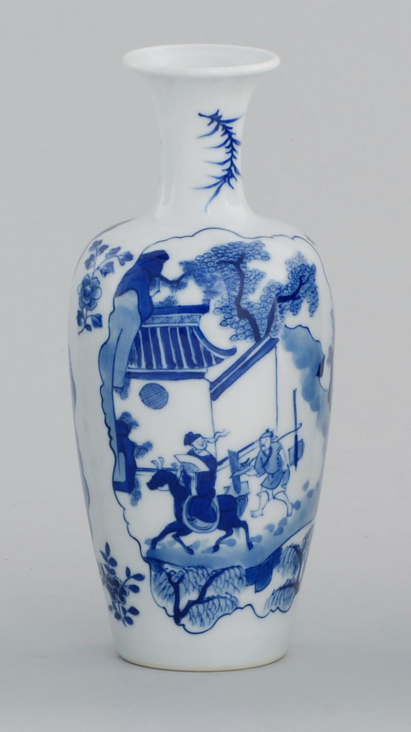 Appraisal: BLUE AND WHITE PORCELAIN VASE th CenturyIn baluster form with