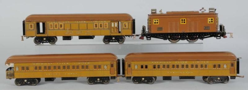 Appraisal: American Flyer President's Special Set Description Standard gauge Includes locomotive