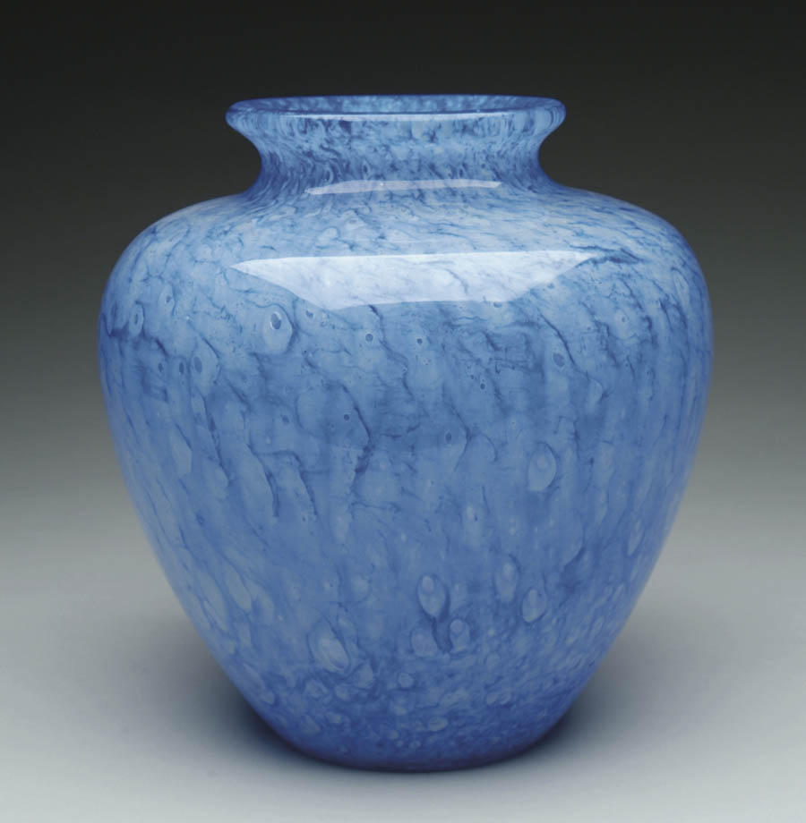 Appraisal: STEUBEN CLUTHRA VASE Beautiful Cluthra vase is done in a