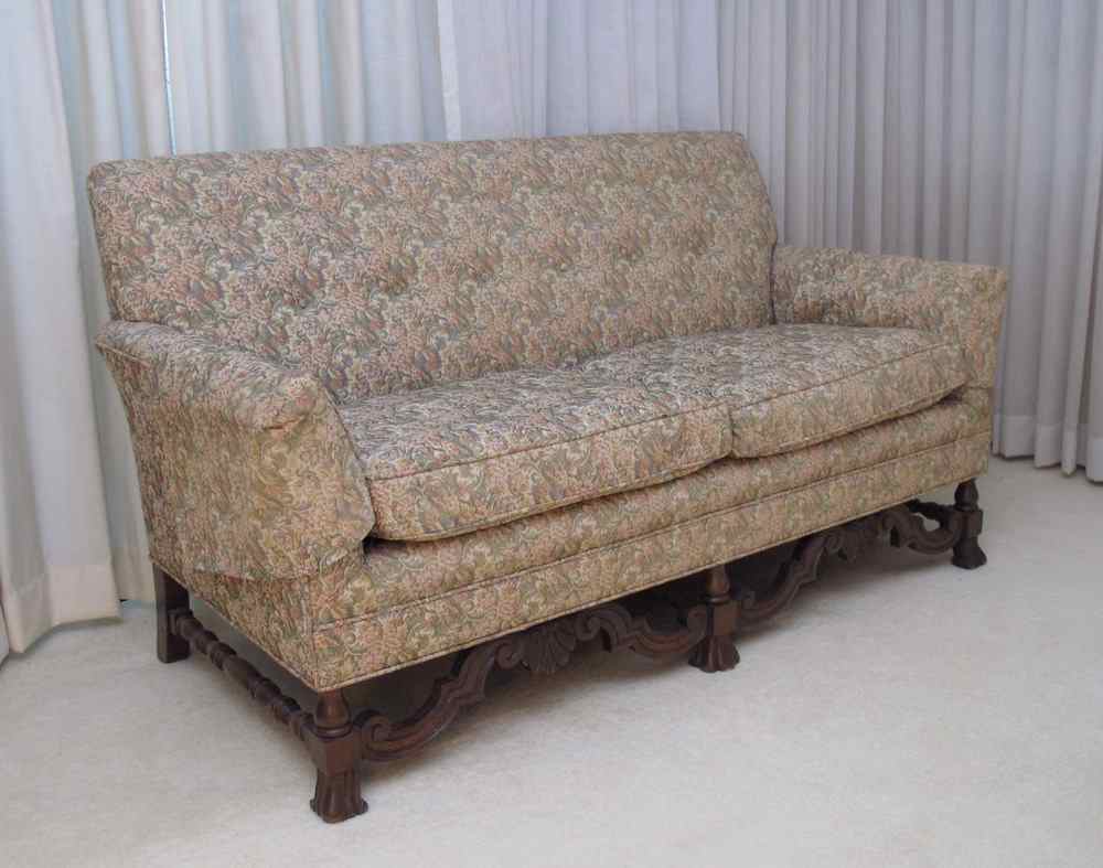 Appraisal: FLEMISH STYLE CARVED SOFA Early 's settee sofa straight back