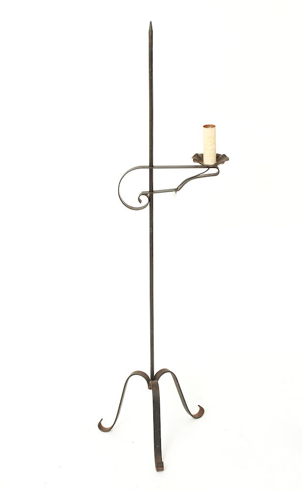 Appraisal: Adjustable Metal Standing Floor Lamp Adjustable metal standing floor lamp