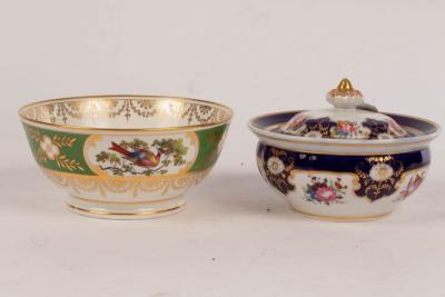 Appraisal: A Chamberlains Worcester slop bowl cm diameter and a Chamberlains