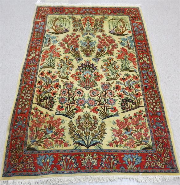 Appraisal: PERSIAN SAROUK AREA RUG hand knotted in a floral sprig