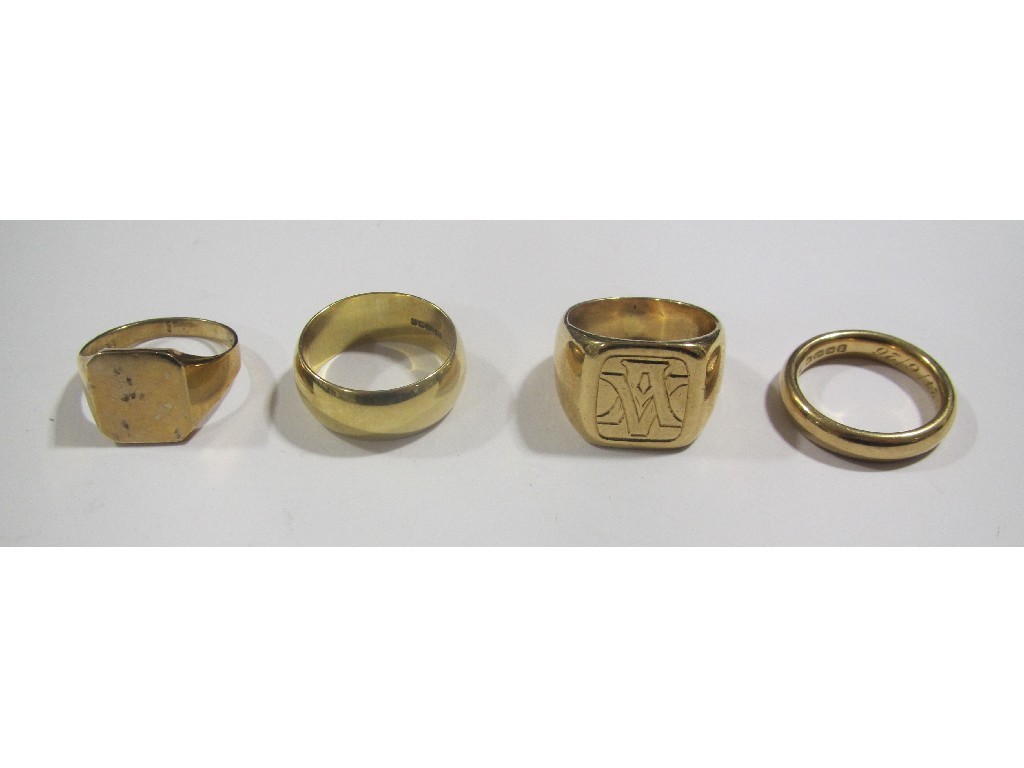 Appraisal: Lot comprising three ct gold rings gms and a ct